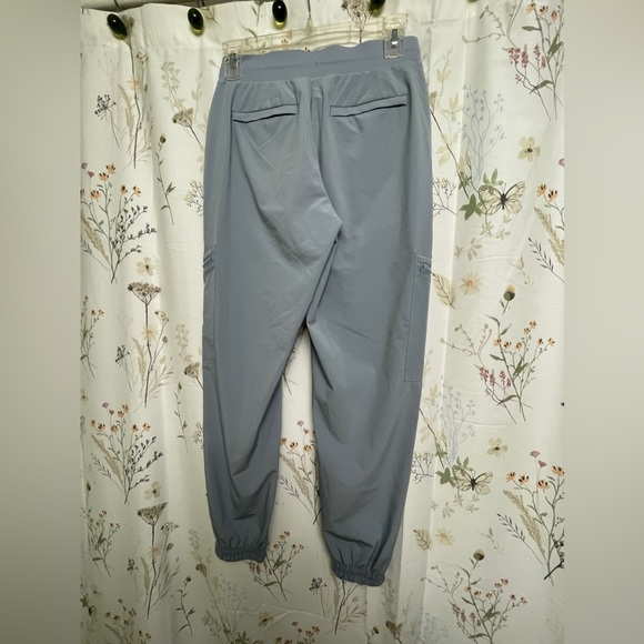 Women's Athleta Go Far Travel Pant - Picture 4 of 10